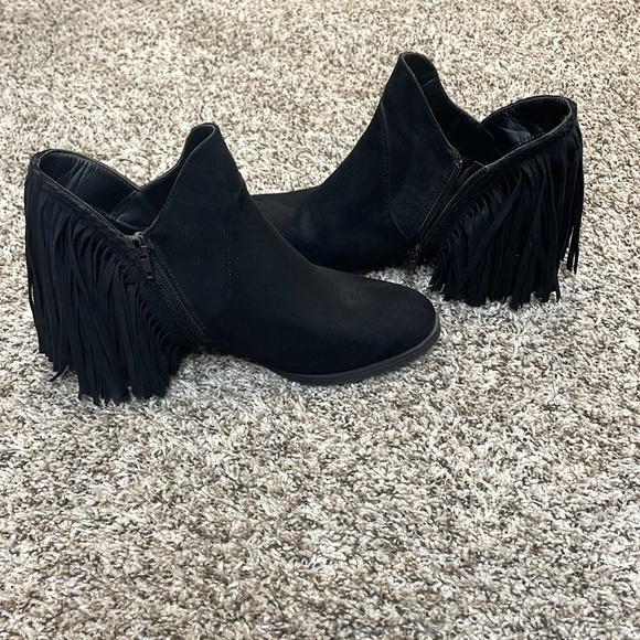 Fringe Boot - Picture 3 of 8